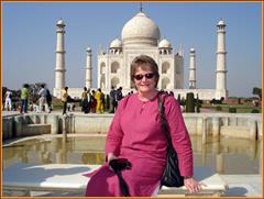 Sue Varvel at Taj Mahal